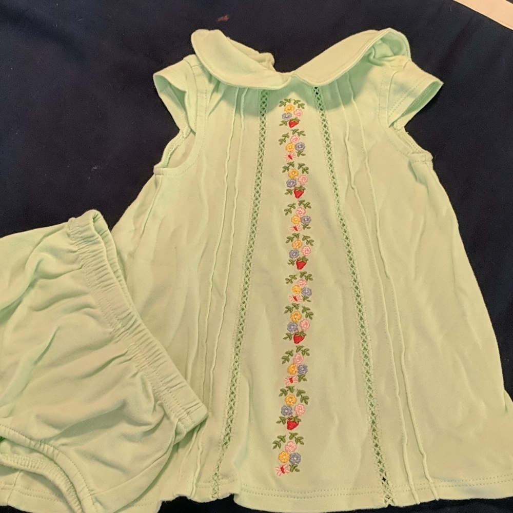 EUC dress and matching bloomers size 12 mo